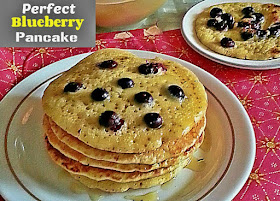 Perfect Blueberry Pancake Recipe  @ treatntrick.blogspot.com