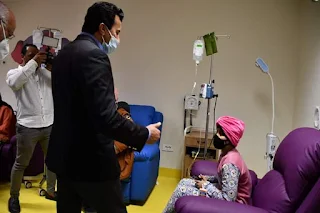 وزير الرياضة يزور مستشفى شفاء الأورمان بالأقصر