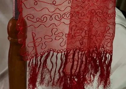 Pesan Selendang Merah