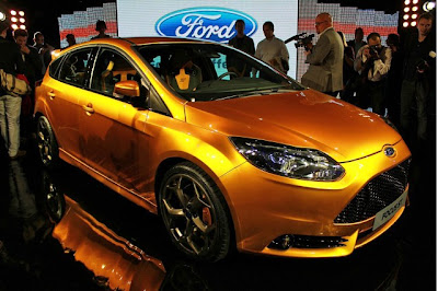 2012 Ford Focus ST | Gallery Photos.