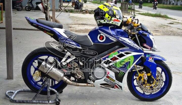 Gambar modifikasi new vixion advance full fairing lightning velg jari