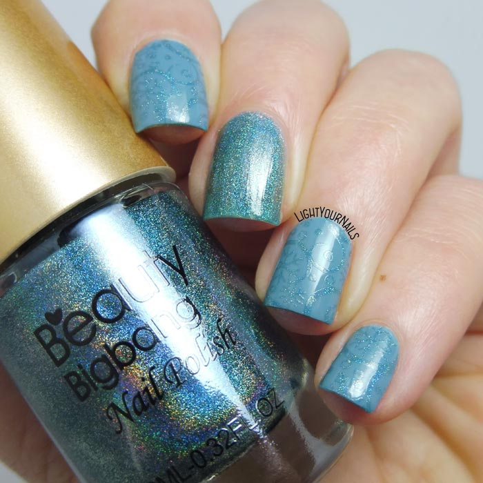 Subtle winter holo stamping nail art feat. BeautyBigBang BBBXL-030 plate and holo stamping polish Seagreen 03