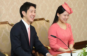 Princesa Ayako de Takamado e o noivo, executivo da NYK, Kei Moriya