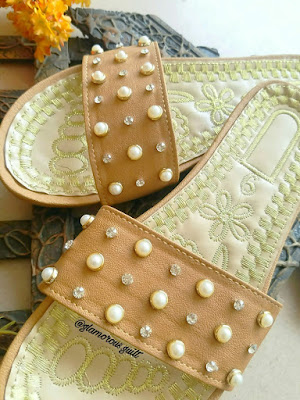 Studded Flat Slippers - Nude Shade