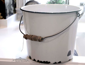 Vintage Enamel Bucket Planter, Bliss-Ranch.com