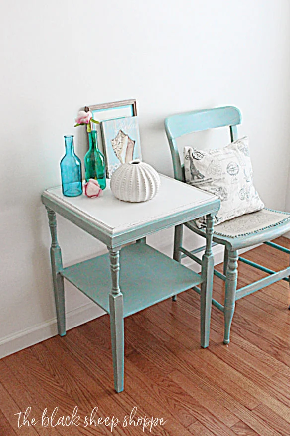 Easy DIY furniture makeover with chalk paint.