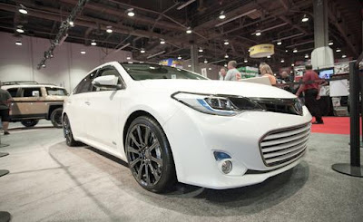 2013 Toyota Avalon Hybrid trd Photo Edition