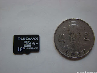 삼성물산 PLEOMAX micro SDHC CLASS10 16GB 100원 동전 크기 비교
