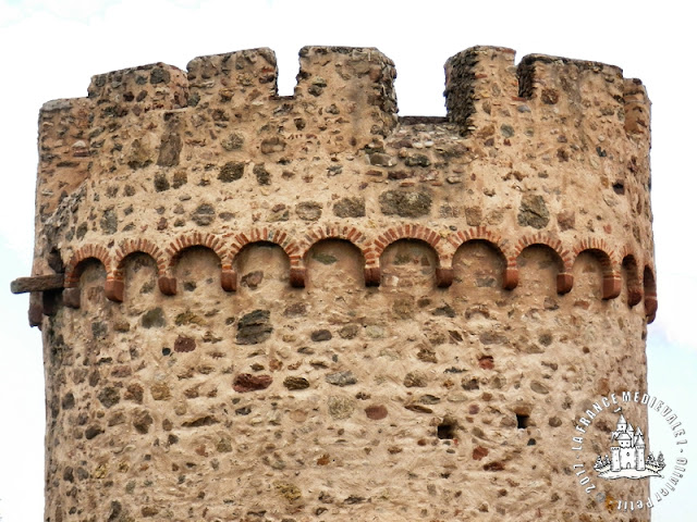 KIENTZHEIM (68) - Remparts médiévaux