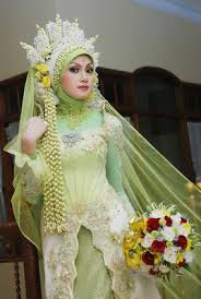 Jilbab Pengantin Resepsi Khas Jawa