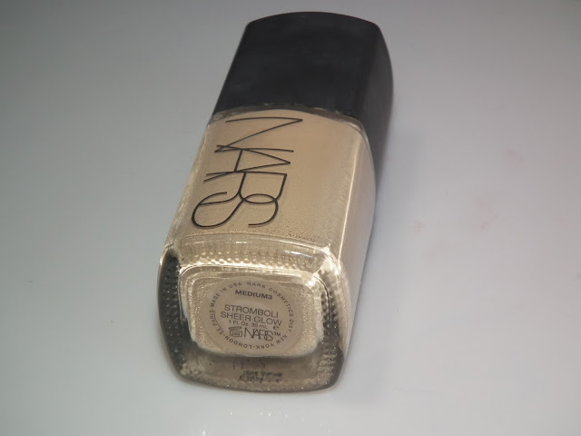 Nars Sheer Glow Foundation Stromboli Swatches & Reviews