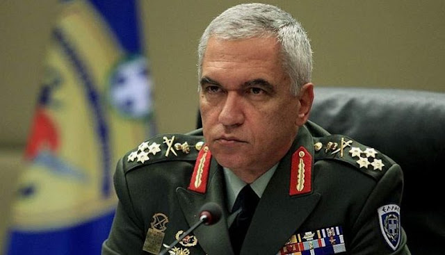 Έξαλλος ο στρατηγός Κωσταράκος: «Μην εμπλέκετε στα πολιτικά παιχνίδια την ηγεσία των Ενόπλων Δυνάμεων»
