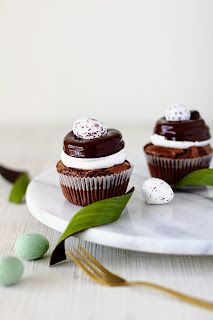 Chocoladecakejes met meringue