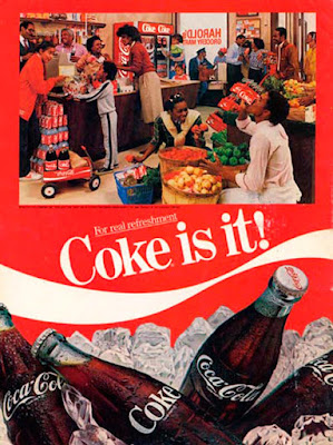 A história da Coca Cola através da propaganda 