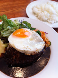 丸の内さぼりーばんオススメ。洋食「サカキ」＠京橋。老舗洋食店のコスパ抜群の満足ランチ