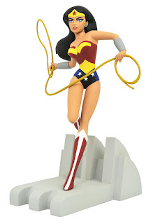 Toy fair 2020 Diamond Select DC Premiere Wonder Woman 1