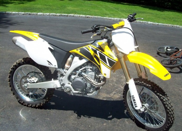 Download this Yamaha Motocross Bikes For Sale picture