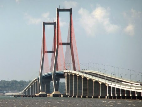  Jembatan  Suramadu  Surabaya Madura Cah Bantul
