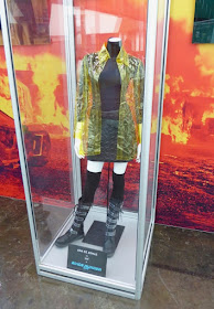 Ana de Armas Blade Runner 2049 Joi film costume