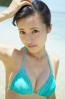 Ruriko Kojima Japanese Sexy Idol Sexy Blue Sky Swimsuit On The Beach 1