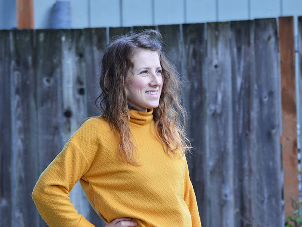 Nora Sweatshirt with Yellow Sweater Fabric