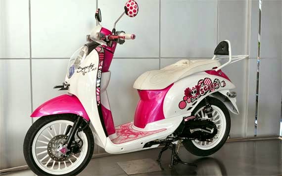  Pink  Cantik Dan Elegan Honda Scoopy  Modif Modifikasi  