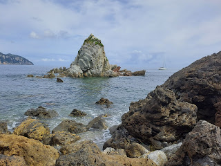 Yacimiento de azufre y celestina, Acantilados de El Aila, Laredo, Cantabria