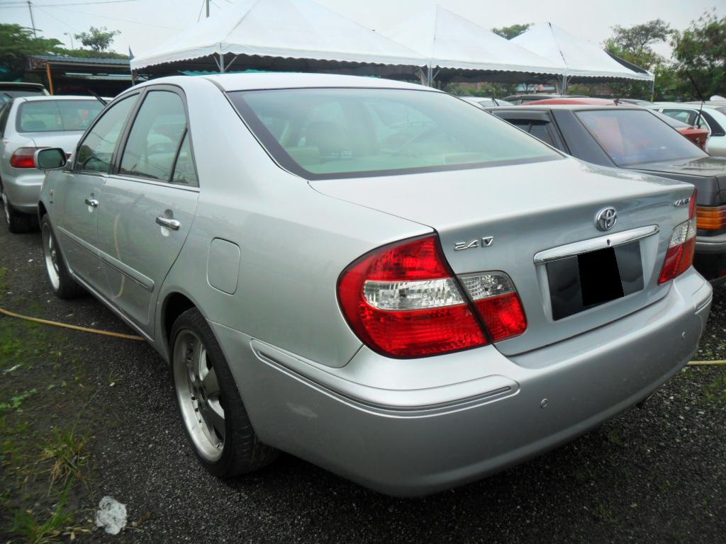 KERETA UNTUK DI JUAL: TOYOTA CAMRY 2.4 (A), YEAR 2002