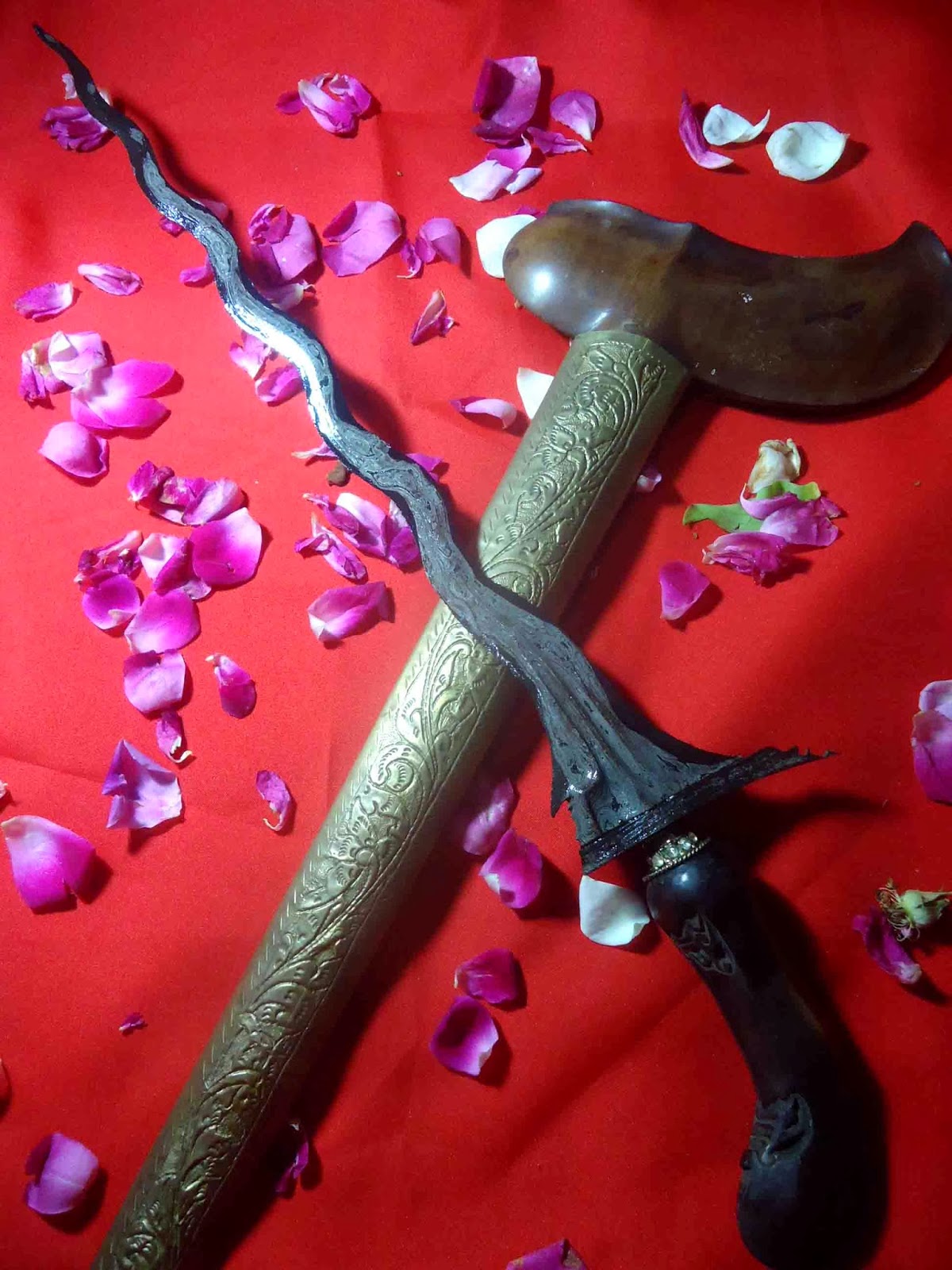 BATU MUSTIKA NAGA SAKTI ASLI: KERIS SABUK INTEN