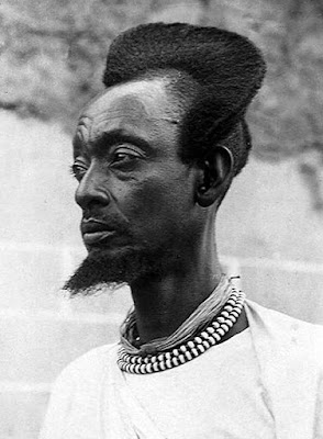100 yıllık fotoğraflarla geleneksel ruanda saç modeli