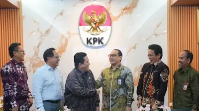 Tak Bisa Ditangkap KPK-Kejagung: Direksi PLN hingga Telkom 'Ha-ha Hi-hi'