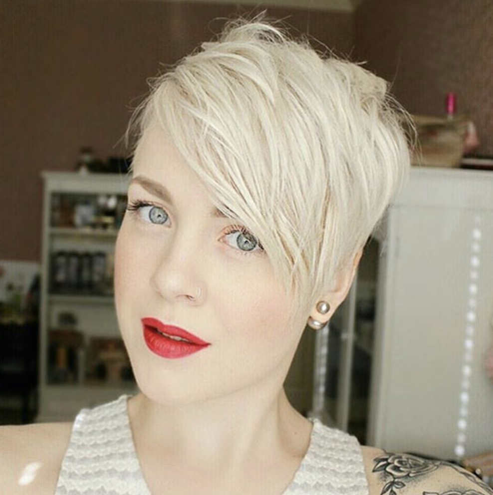 women's pixie haircuts with bangs 2023