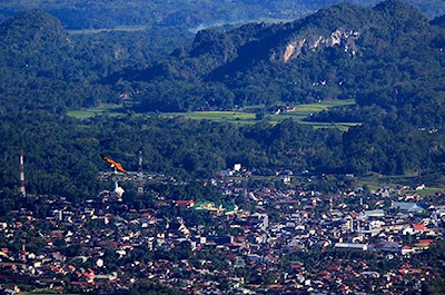 Menikmati Indahnya Alam Toraja dari Batutumongga, Sulawesi Selatan