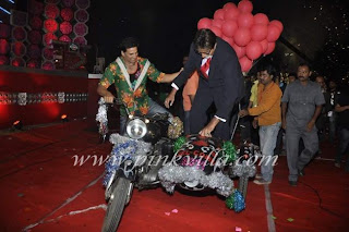 Akshay Kumar Performs at the Big Star Entertainment Awards