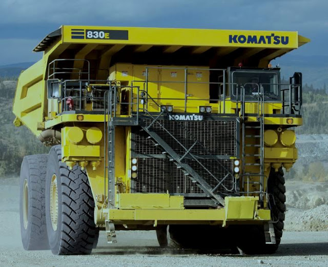 Komatsu 830E