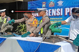 Satlantas Polres Karimun Musnahkan Ratusan Knalpot Brong 