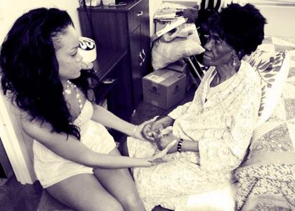 Rihanna Loses 'Gran Gran Dolly' After Long Cancer Battle » Gossip
