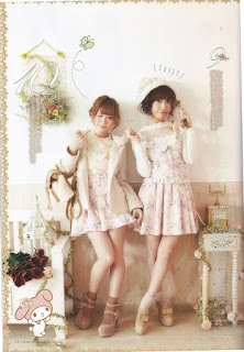 http://emiiichan.blogspot.com/2015/05/liz-lisa-x-my-melody-mook-vol-3-scans.html