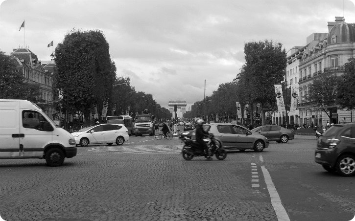 Mod Triumfbuen - Paris