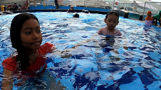 [ travelling ] kolam renang paragon ciloding depok