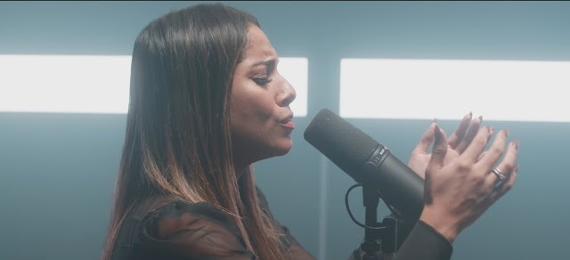 Gabriela Rocha lança nova versão do sucesso "Creio Que Tu És a Cura", em comemoração pelos seus 7 milhões de inscritos no YouTube 