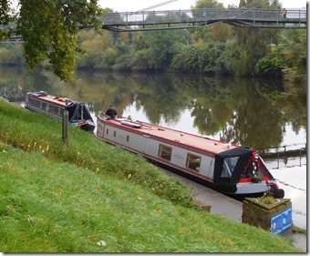 1 moored with cockney sparra near sabrina footbridge