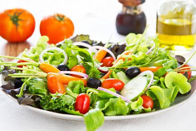 Benefícios das Saladas na Alimentação