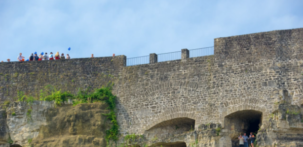 the Chemin de la Corniche: