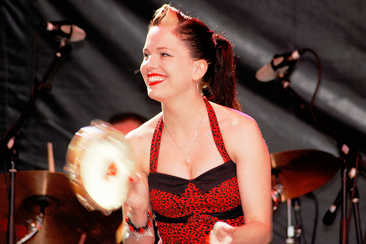I don't think I can convey to you just how amazing Imelda May is, 