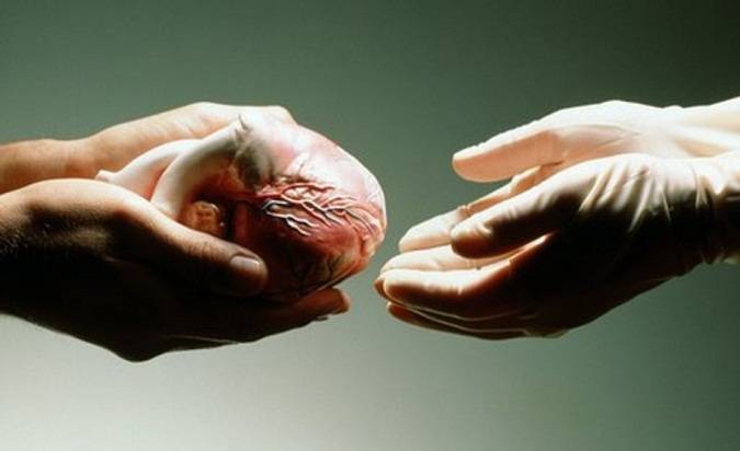Peristiwa Medis Bersejarah: Transplantasi Jantung Pertama di Dunia