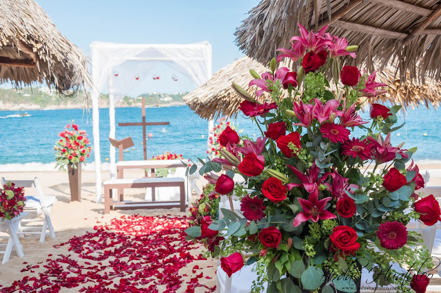 Boda en playa, decoraciones para la ceremonia de tu boda, Bodas Huatulco, Beach Wedding.