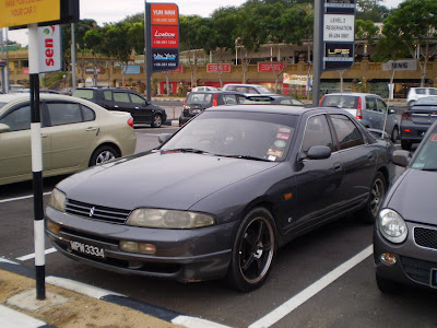 Skyline R33 4 doors