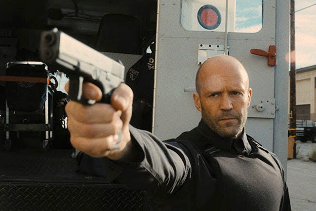 CINEMA: Jason Statham e o diretor Guy Ritchie retomam parceria nos cinemas em Infiltrado (COM VÍDEO)