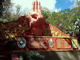 Pinoy Solo Hiker - National Arts Center